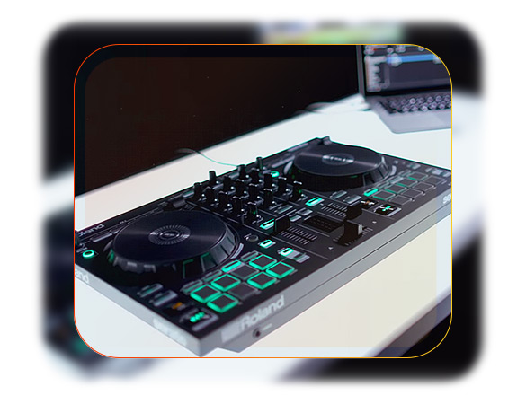 بهترین کنترلرهای دی جی در سال ۲۰۲۵