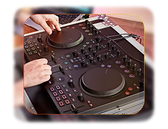 بهترین کنترلرهای دی جی در سال ۲۰۲۵