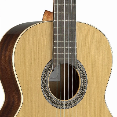 قیمت خرید فروش گیتار کلاسیک Alhambra 2C Abeto 
