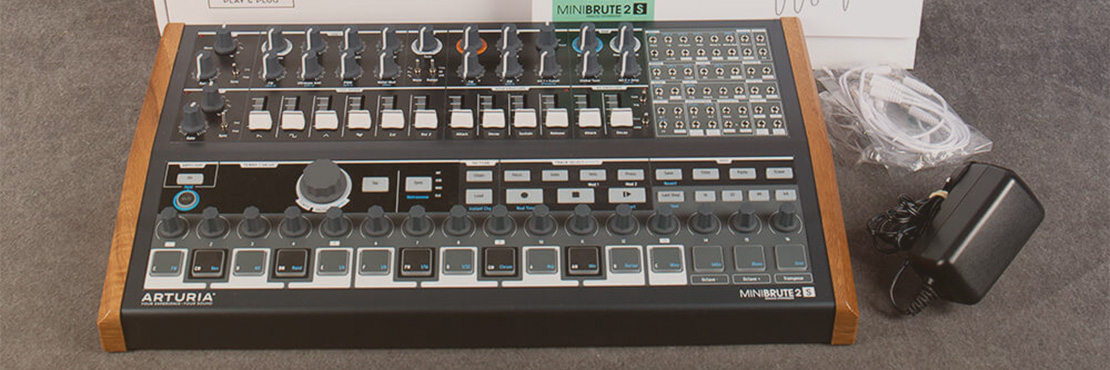 قیمت خرید فروش سینتی سایزر آرتوریا MiniBrute 2S