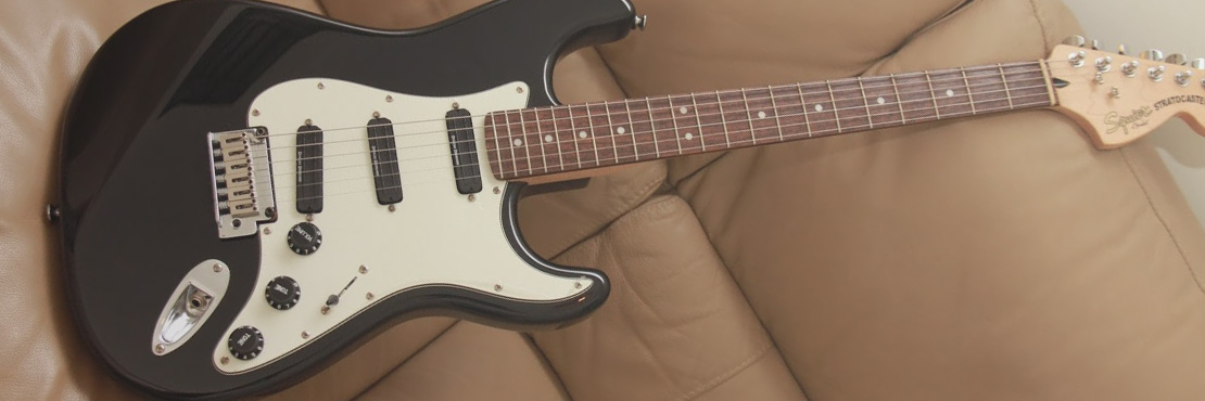 قیمت خرید فروش گیتار الکتریک فندر Squier Deluxe Hot Rails Stratocaster RW Black