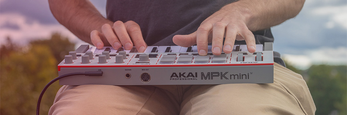 قیمت خرید فروش میدی کنترلر آکایی MPK Mini IV Gray